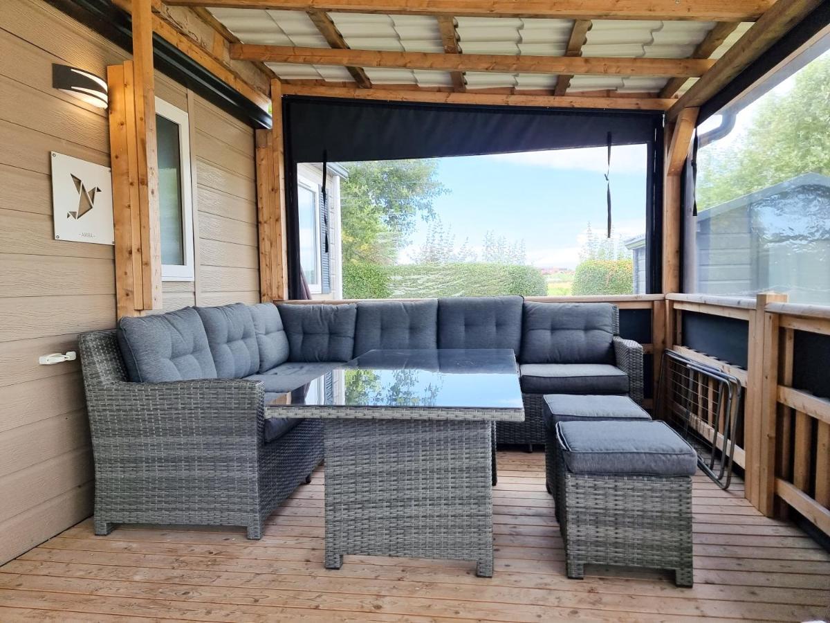 אוסטקאפלה Prachtig Chalet Ok50 D12 Op Familiecamping מראה חיצוני תמונה